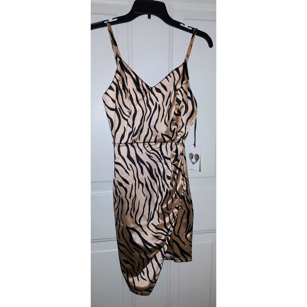 Iris Animal Print Dress Size M New With Tags